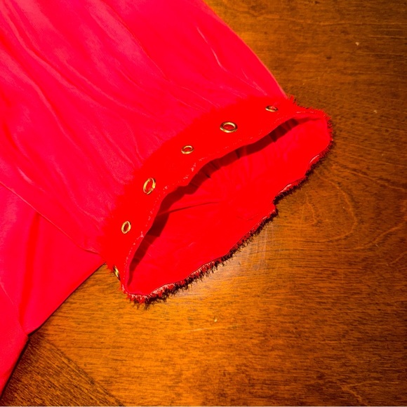 Chicos Womens Red Drape Sleeve Top With Gold Grommet Shirt Size 1 8 Medium - Picture 8 of 12